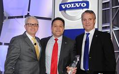 Volvo Trucks Names Nacarato Volvo 2013 Dealer of the Year