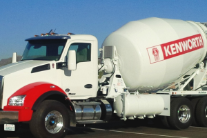 Kenworth’s New T880s Featured at CONEXPO-CON/AGG Show