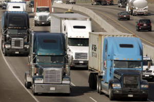 Truck Tonnage Index Rises 5.7% in August