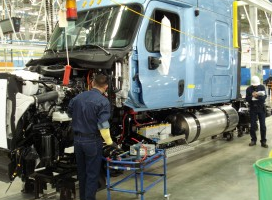 Truck & Bus Manufacturing in Canada Tumbles Says IBISWorld Report