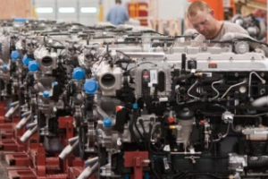 Navistar to Cut 280 Jobs, Consolidate Engine Manufacturing