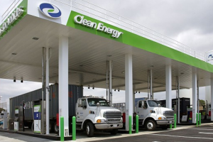 Clean Energy Signs Multiple Fueling Construction Agreements in HD Trucking, Transit and Refuse