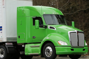 Kenworth Offers Lightweight Configuration for T680 Mid-Roof Sleeper