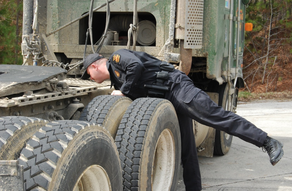 FMCSA Truck, Bus Safety Roadside Inspections Save 7,000 Lives