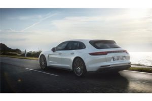 Porsche Goes Plug-in Hybrid and Yes, 0-60 in 3.4 Sec