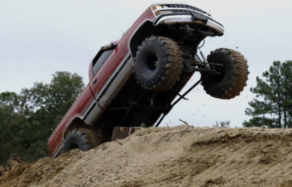 50 Contestants Take On Toughest Truck Obstacle Course On Tv Series Fleet News Daily Fleet 8885