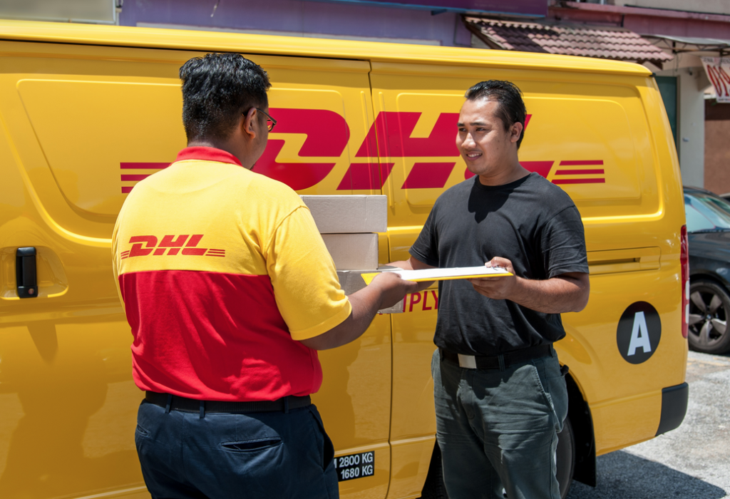 DHL With Easyship On Same Day Delivery In LA Chicago And NYC Fleet 