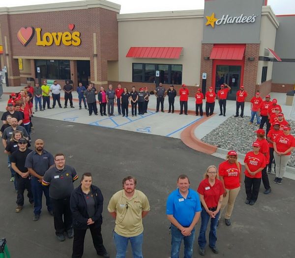 does love's travel stop have reserved parking