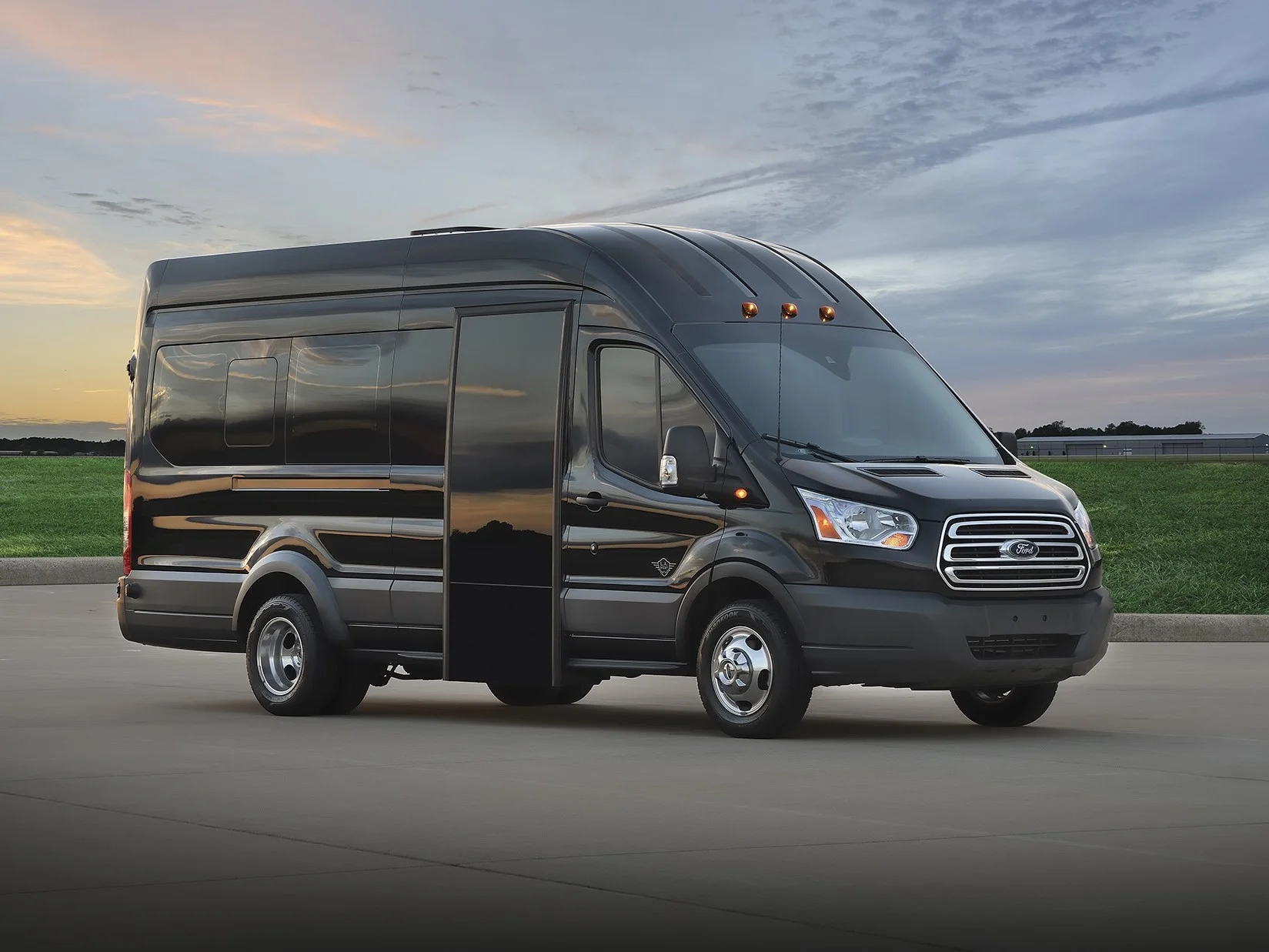 Ford Ev Cargo Van Transit Emotors Introduced Conducir Hd Fleetnewsdaily