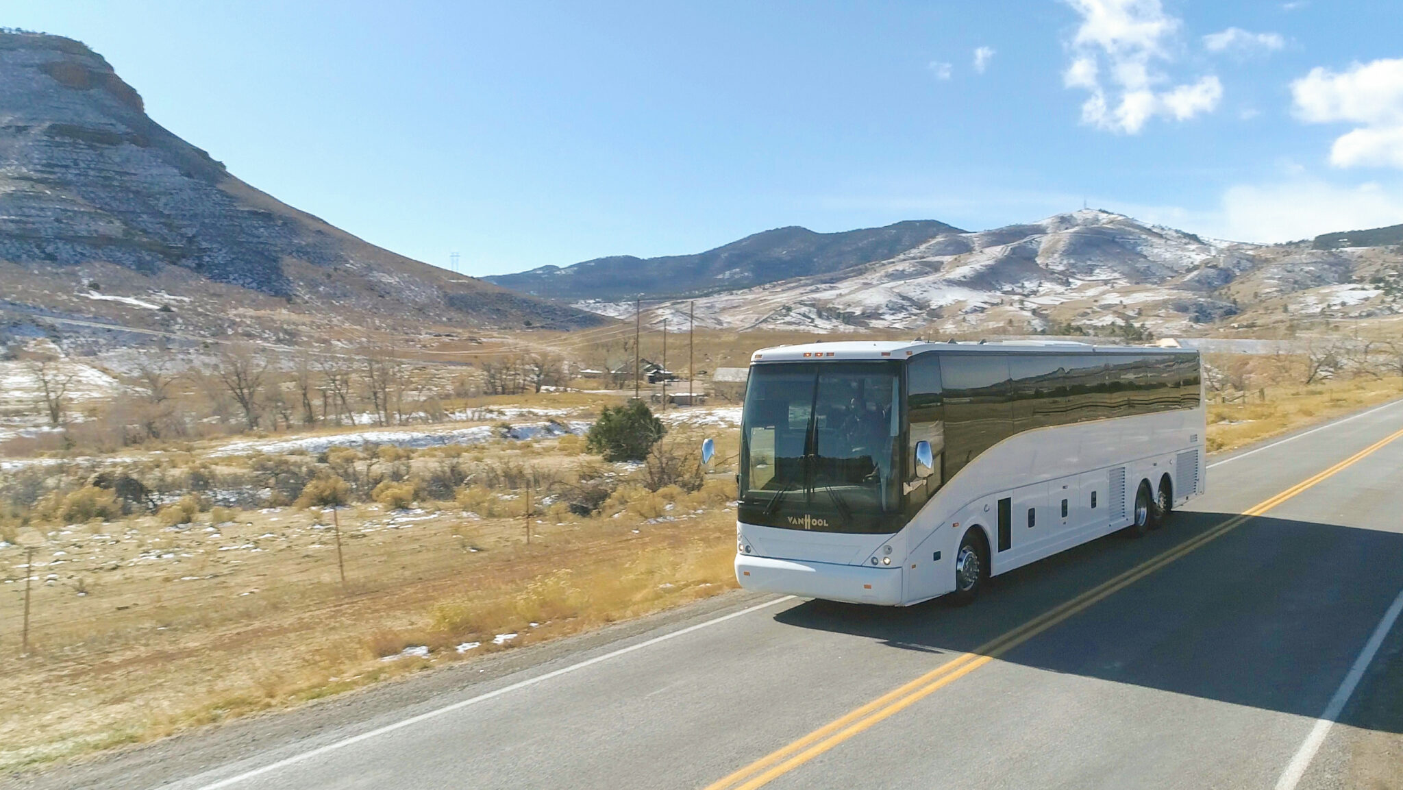 Lightning eMotors Delivers First AllElectric Motorcoach to ABC