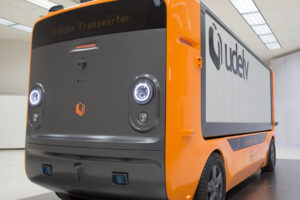Udelv Unveils Autonomous Cab-Less Transporter, driven by Mobileye