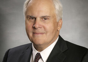 FedEx’s founder, Fred Smith, will step down as CEO