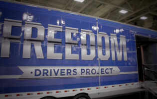 J.B. Hunt and Arkansas Trucking Association Bring Truckers Against Trafficking Exhibit to Northwest Arkansas