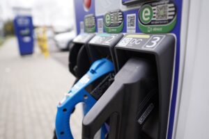 Biden-Harris Administration Announces All 50 States, DC and Puerto Rico Have Submitted Plans for National Electric Vehicle Charging Network