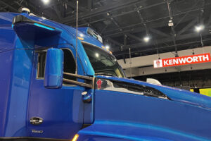 Kenworth Debuts T680 Next Generation with Aurora Driver