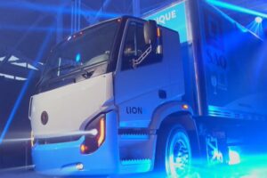 Lion Electric Celebrates Signing of Global Memorandum of Understanding to Accelerate the Adoption of Medium and Heavy-Duty Zero-Emission Vehicles 