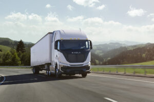 Nikola Celebrates 100 Sale Order Milestone for Nikola Tre Hydrogen FCEV Class 8 Truck