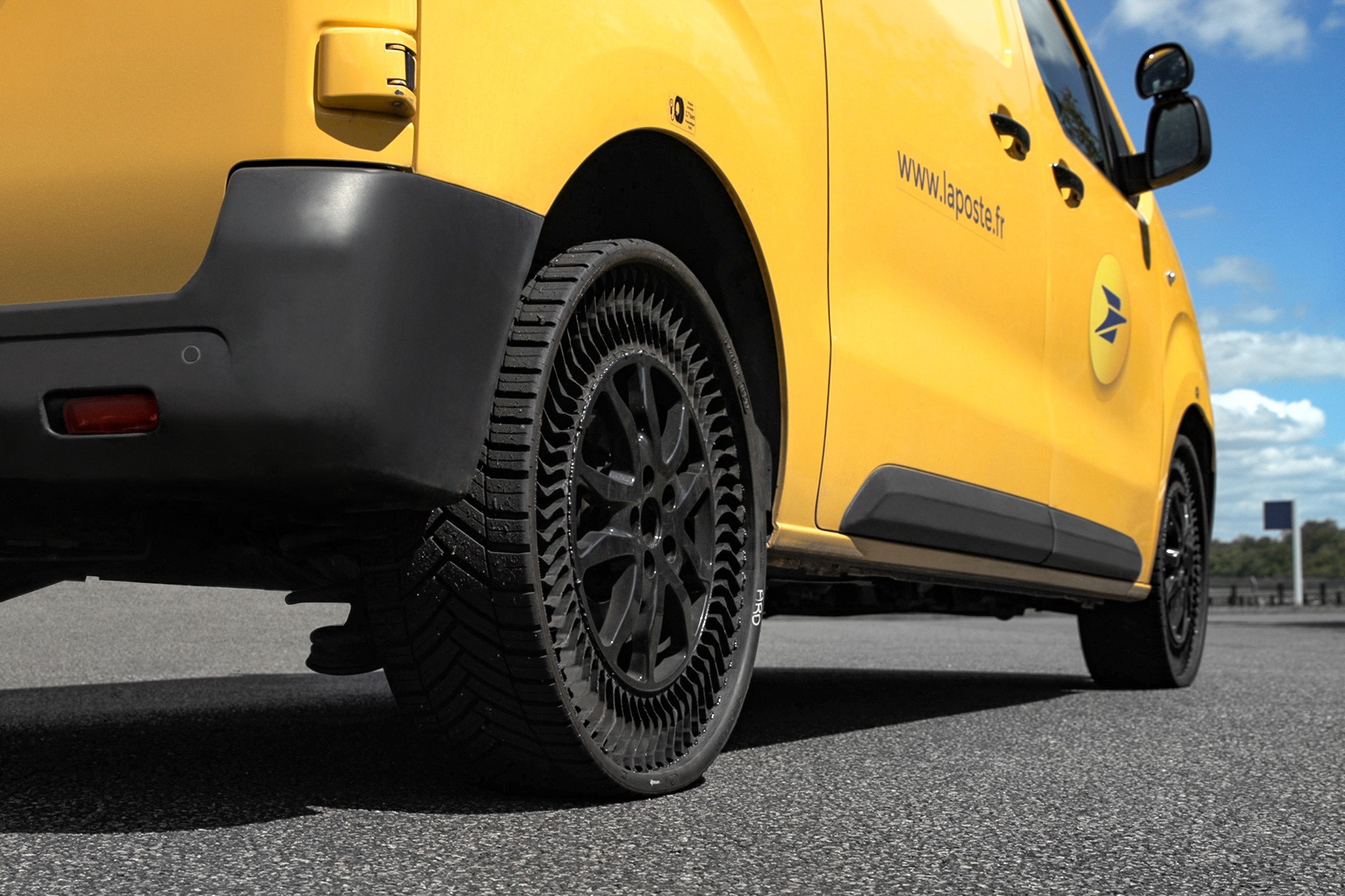 Peugeot Partner tyres from the van experts - 4x4 Tyres