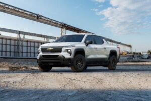 Merchants Fleet Expands EV Lineup with 250 New 2024 Chevrolet Silverado Electric Pick Up Trucks