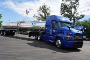 Dragonfly Energy Powers Highway Transport’s Fleet with Battle Born All-Electric APUs