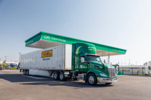 J.B. Hunt kicks off Clean Energy’s Class 8 demo truck program equipped with Cummins X15N powered by ultraclean RNG