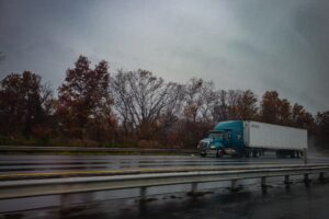 Spot loads up 15% as supply chains respond to storms