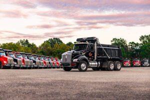 TJ Hunt Trucking Improves Efficiency with Kenworth T880s Specified with Integrated PACCAR Powertrain